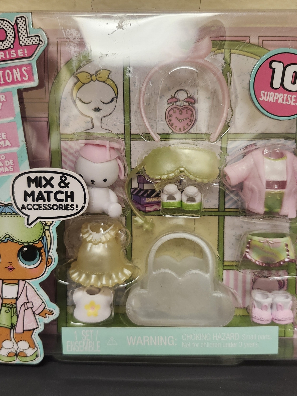 L.O.L. Surprise! 10 Surprise Mix & Match Accessories! Doll & Accessories Set NWT